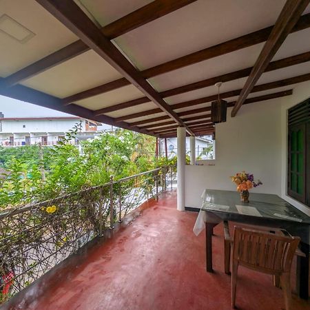Samudra Guest House Mirissa Exterior photo