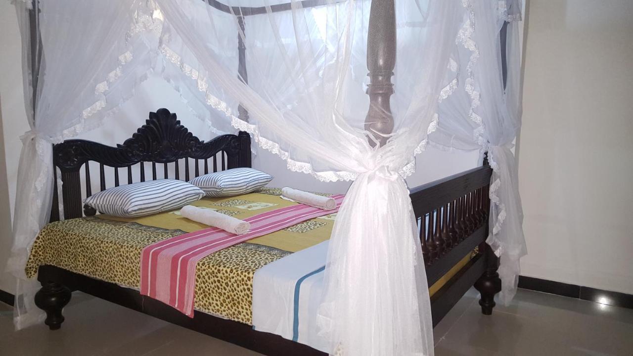 Samudra Guest House Mirissa Exterior photo