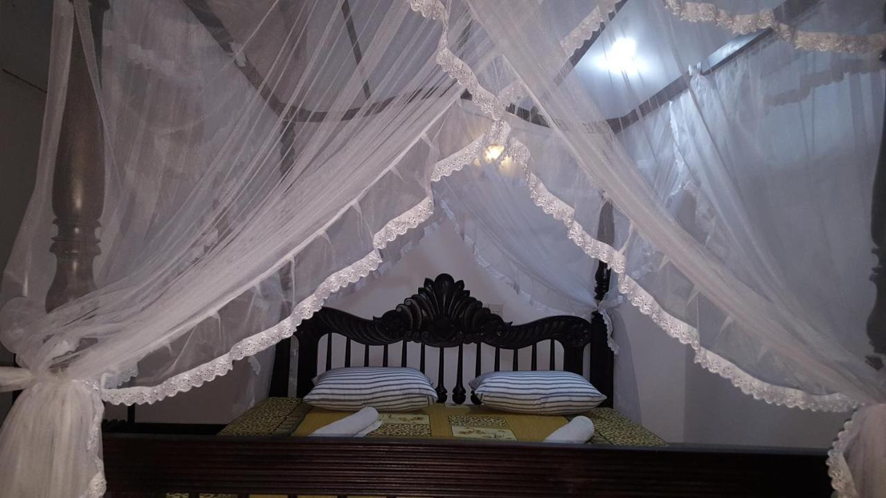 Samudra Guest House Mirissa Exterior photo