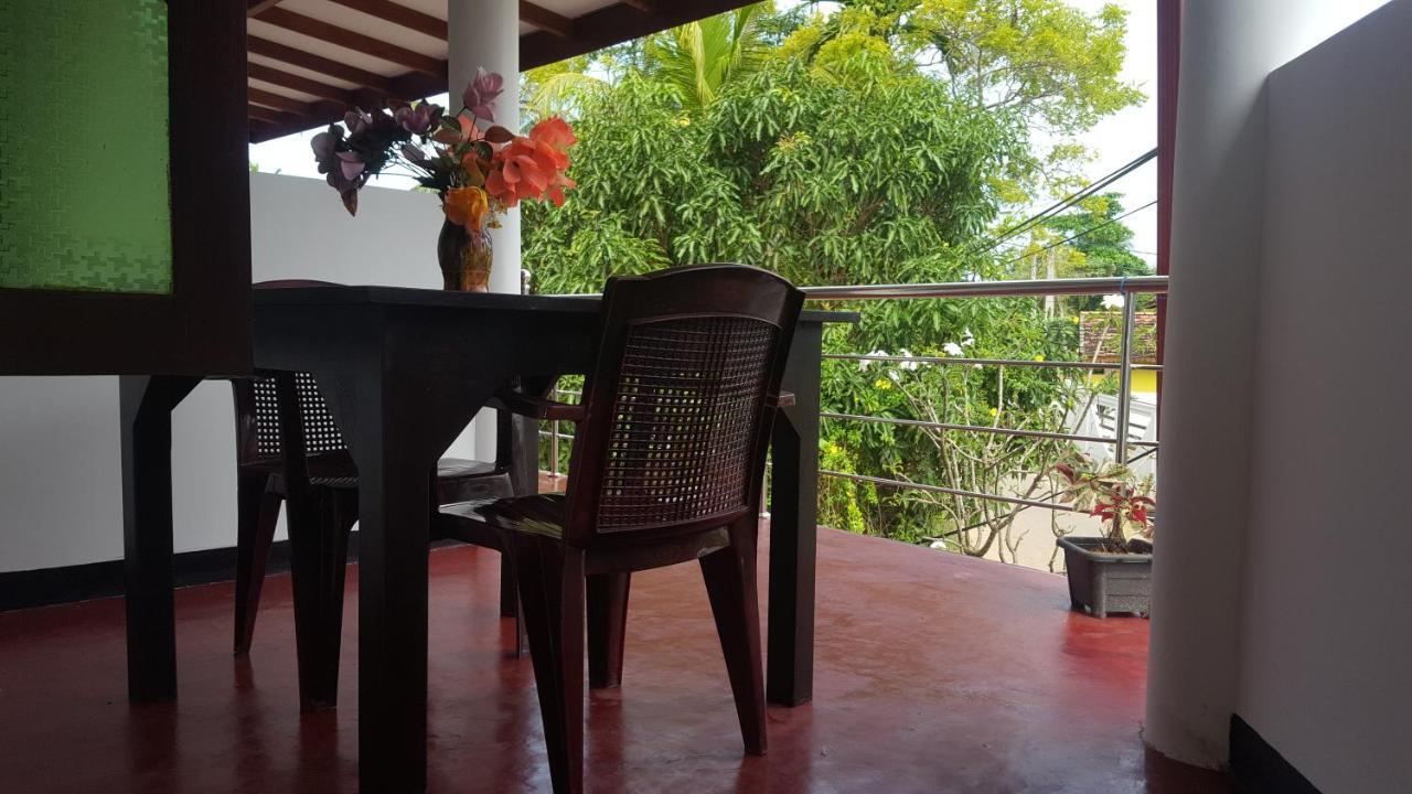 Samudra Guest House Mirissa Exterior photo